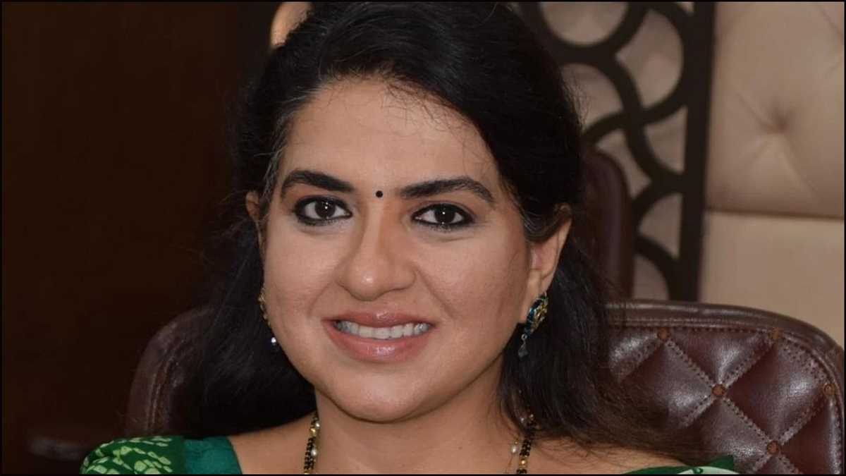 महाराष्ट्र में गृह विभाग किसे मिलेगा यह महायुति नेतृत्व में तय होगा : शाइना एनसी महाराष्ट्र में गृह विभाग किसे मिलेगा यह महायुति नेतृत्व में तय होगा : शाइना एनसी